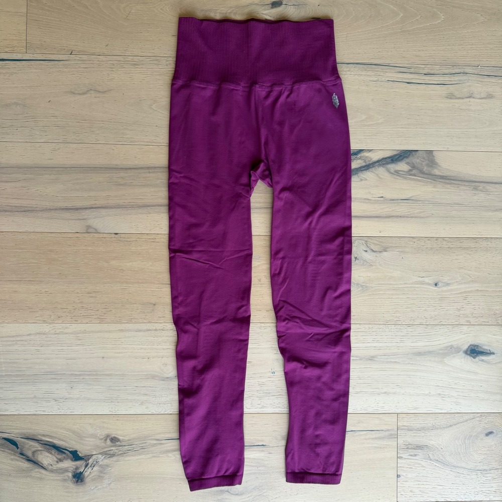 Free People Movement - Good Karma Leggings - Berry - High Rise - Size M/L